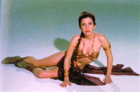 Carrie Fisher Behind The Scenes Bikini Google Search Star Wars Episode Vi Pinterest