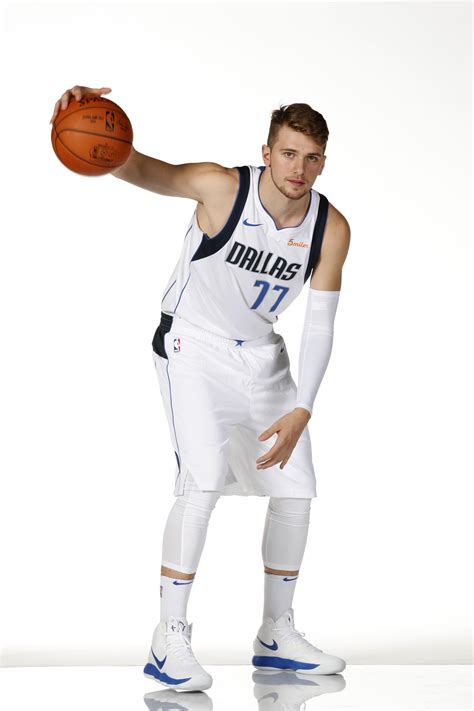 Doncic debuted for the youth academy real madrid's senior team in 2015, at age 16. Luka Doncic Dallas Mavericks Wallpapers - Wallpaper Cave