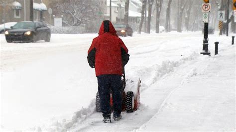 Almost 40 Centimetres Of Snow Fell In Barrie Overnight Environment