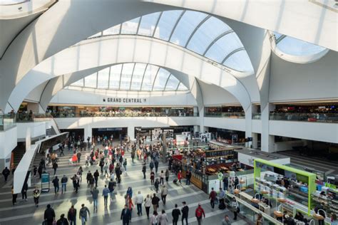 Hammerson Outlines Fundraising Plan As Rental Income Dives