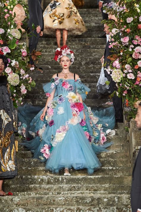 Dolce And Gabbana Alta Moda 5 Accessoire Trends Für Den Frühlingsommer