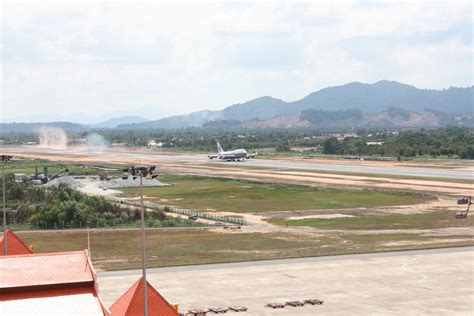 Federal route 65 is a federal road in kuala nerus and kuala terengganu, terengganu, malaysia. UNGGUL GONGKIAT: Kawalan Trafik Udara Lapangan Terbang ...