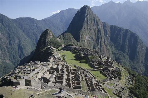 Peru, officially the republic of peru (spanish: peru além do turismo