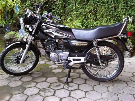 Mesin rx king memiliki kapasitas 132cc berpendingin mesin udara. HARLEY MODIFICATION: New Yamaha RX KING