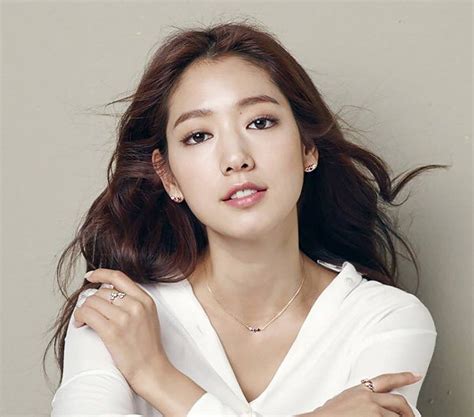 She was born on february 12, 1985 and made her acting debut in 2008. Yoo Ah In and Park Shin Hye Offered Lead Roles in tvN ...