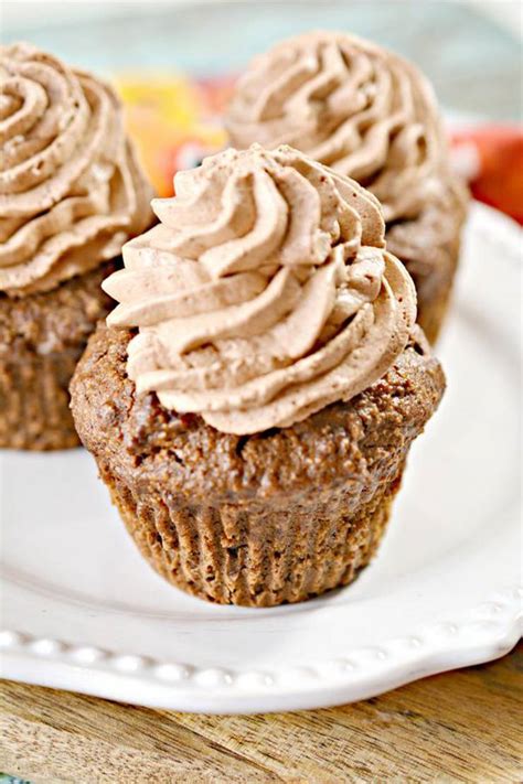 The ketosis course is for you if: Keto Cupcakes â Super Yummy Low Carb 3 Musketeers Cupcakes