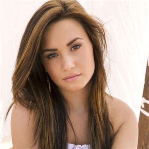 Brown, dark maroon, red, purple, pink, some of these colors. Demi Lovato. I can't figure out why I want to be her ...