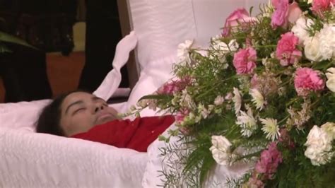 Annie Oommen In Her Open Casket Funeral Aretha Franklin Casket