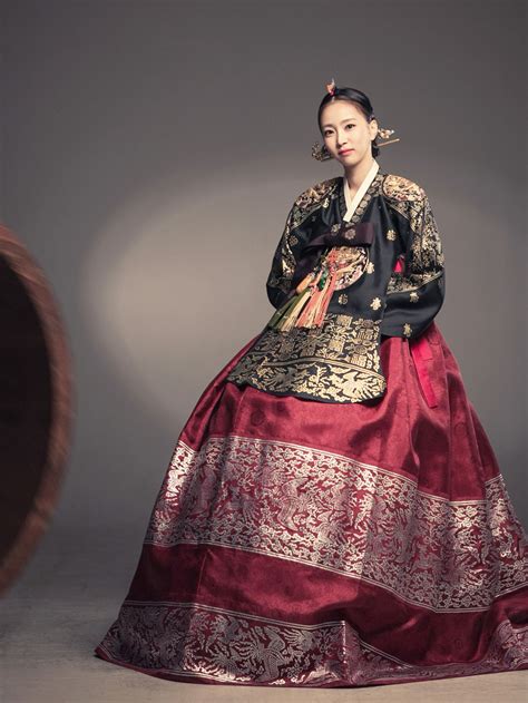 Asian Folk Wardrobe Korean Traditional Dress Hanbok Traditional Outfits