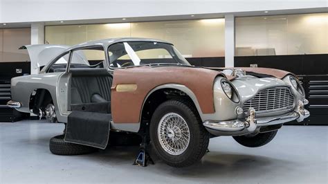 Aston Martin Goldfinger Db5 Continuation Model With