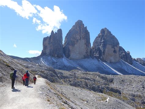 Day Hikes In The Dolomites Near Cortina Dampezzo Hiking Trip Gai Guide