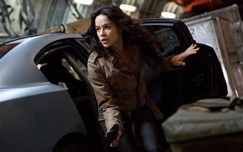 Female Action Heroes A Look At Best Movie Characters