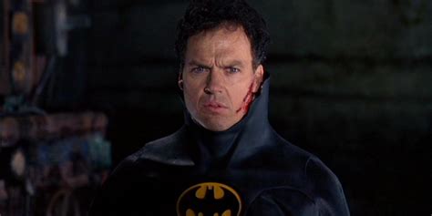 Michael Keaton Is Not Becoming The Default Dceu Batman Den Of Geek