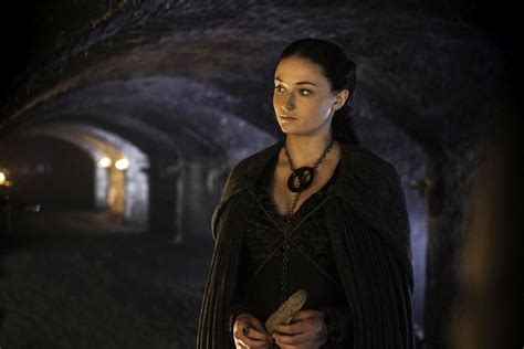 Game Of Thrones Season 6 Sophie Turner Teases Many Shocks And