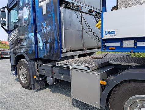Logistics is generally the detailed organization and implementation of a complex operation. www.hadel.net - AUTOS - LKW - Volvo - FH16 550 PS 3achsig ...