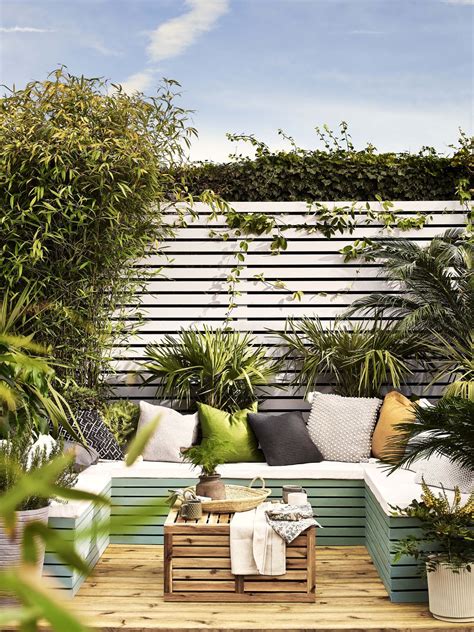 20 Small Garden Decking Ideas Clever Designs For Tiny Spaces With