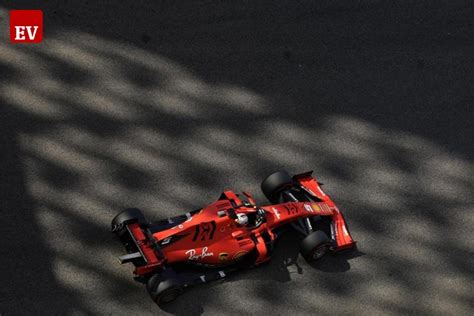 The trade mark formel 1 is used under licence. Vettel-Unfall im Formel-1-Auftakttraining von Abu Dhabi