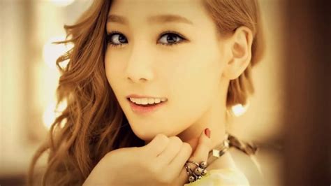 Snsd Girls Generation K Pop Kim Taeyeon Hd Wallpapers Desktop And Mobile Images And Photos