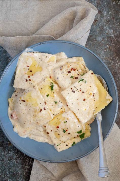 Cheese Ravioli In Creamy Sauce Valentinas Corner