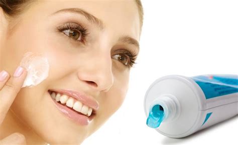 Toothpaste For Pimples Does It Work How To Use Overnight Side Effects