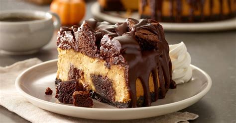 Let that sink in, please. Olive Garden's Chocolate Chunkin' Pumpkin Cheesecake Is ...