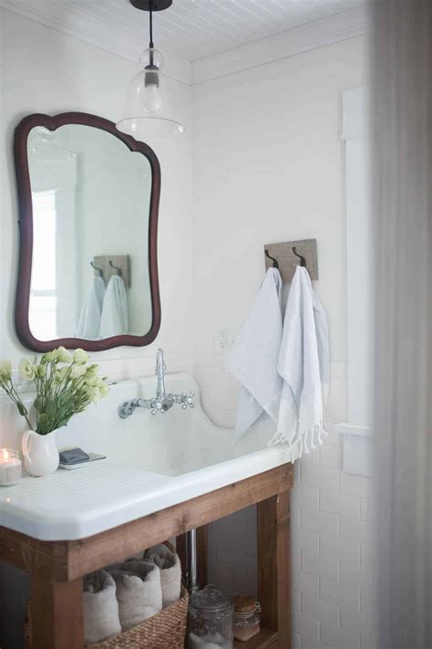 Find the best bath accessory sets at the lowest price from top brands like delta, moen & more. Farmhouse Bathroom Decor - Farmhouse on Boone