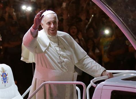 pope francis in philippines pontiff says he ll focus on poor exploited and victims of