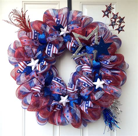 Pin by BumbleBee Wreaths on BumbleBee Wreaths | Handmade wreaths, Crafts, 4th of july wreath