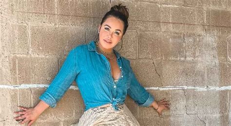 Chiquis Rivera Lo Ense A Todo En Atrevido Atuendo Y Enamora A Los