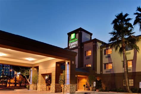 Discount Coupon For Holiday Inn Express Hotel And Suites Phoenix Downtown