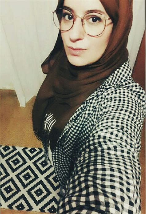 Hijab Look With Simple Glasses Hijab Fashion Fashion Hijab