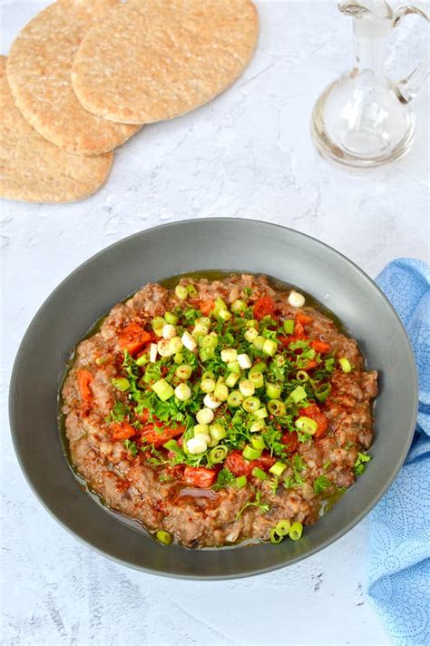 Ful Medames Egyptian Fava Bean Stew Tin And Thyme
