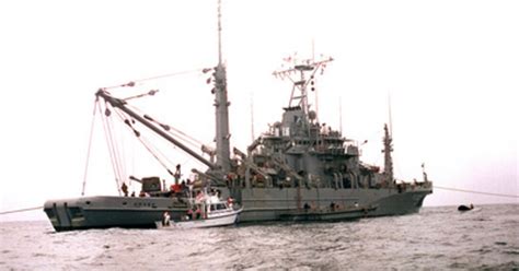 Salvage And Rescue Ship Uss Grasp Conducts Diving Operations At The Twa
