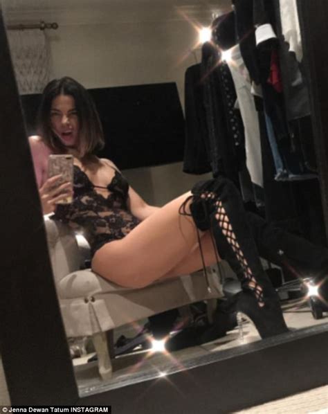 Jenna Dewan Strips Off For Racy Lingerie Instagram Selfie Daily Mail Online