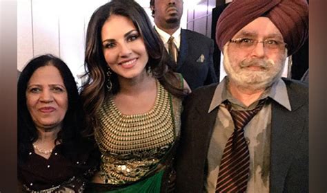 Indian Actress Sunny Leone Real Name Karenjit Kaur Vohra Italic Roots
