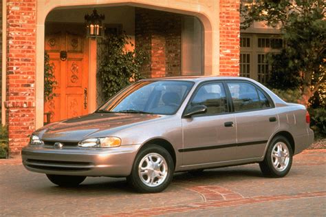 1998 02 Chevrolet Prizm Consumer Guide Auto