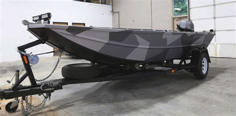 Military Camo Boat In 2020 Flat Bottom Boats Aluminum Fishing Boats