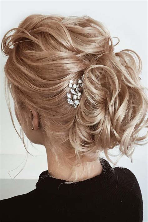 56 Sophisticated Prom Hair Updos