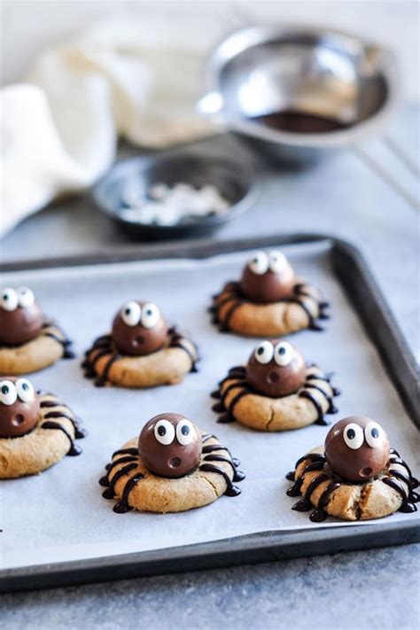 35 Easy Halloween Cookies Recipes And Ideas For Cute Halloween Cookies