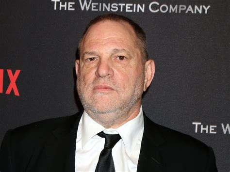Anklagepunkt Vergewaltigung Jury Spricht Harvey Weinstein Schuldig