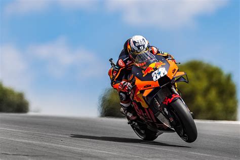 Miguel oliveira continued his positive form on friday by topping the combined. Miguel Oliveira 2021 - Impressive Comeback And Top Five ...