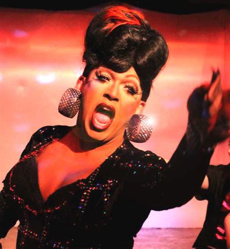 Drag Queens To Grace The Stage Deliver An Interactive Performance