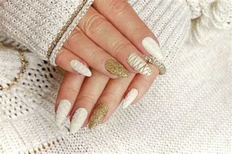 White Nails 2021 28 Fashion Trends That Are Actual Today Stylish Nails