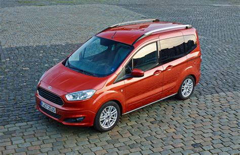 Ford Tourneo Courier Preis Motoren Ausstattungen Und Alternativen