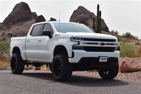 Dramatic Looking Lifted 2020 Silverado 1500 For Sale Gm Authority