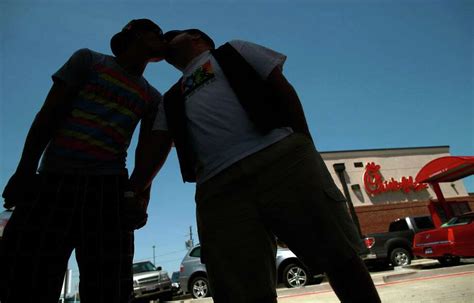 Same Sex Couples Kiss In Protest At Chick Fil A Houston Chronicle