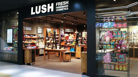 Lush has its roots in the cosmetology industry. Konstanz LAGO Shopping-Center Shop | LUSH Deutschland