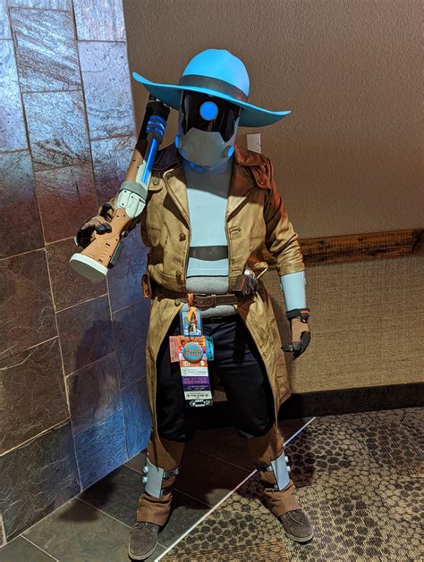 Finally Got My Bandit Cosplay Out At The Con Riskofrain