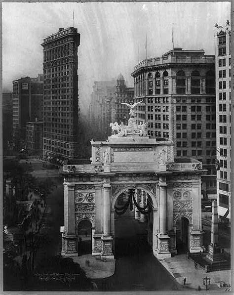8 Arches Monumentales De Nyc Washington Square Park Grand Army Plaza Manhattan Bridge Heading