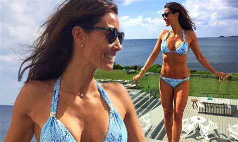 Melanie Sykes Shows Off Her Gym Honed Physique In Racy Blue Bikini Daily Mail Online